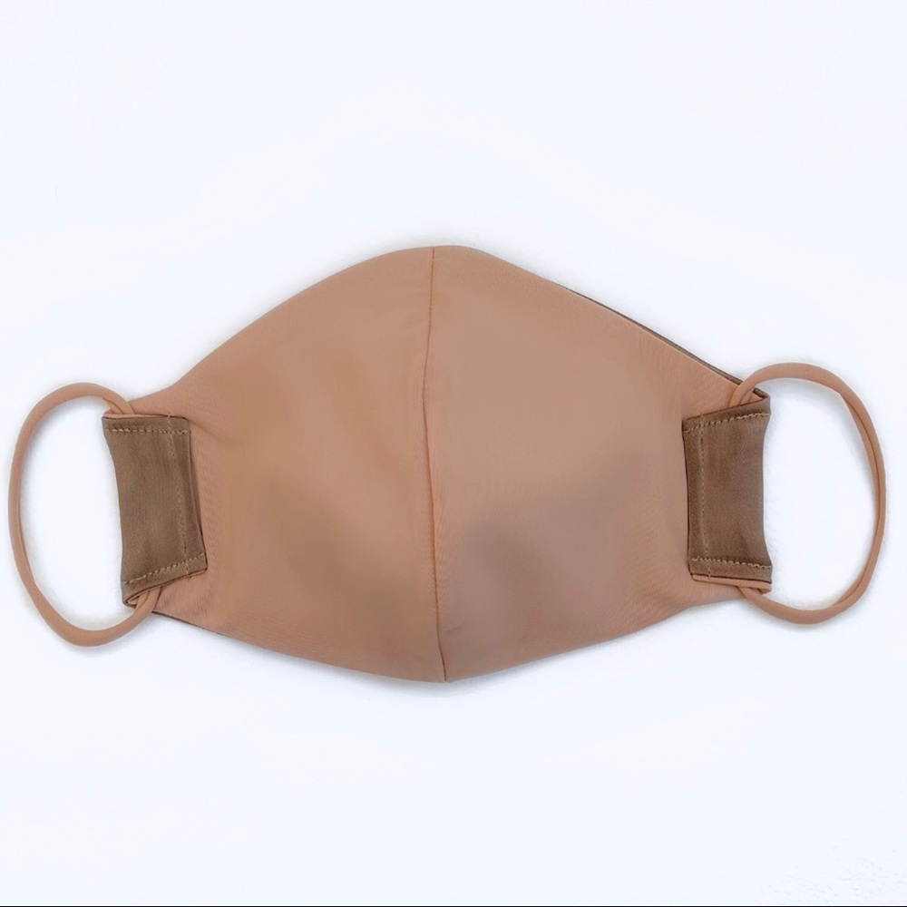 🤎 Nude Satin Face Mask - Picture 3 of 4